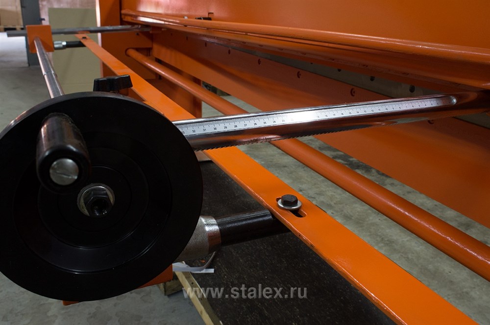 Фото 6 - Гильотина ручная STALEX Q01-1,5х1500.