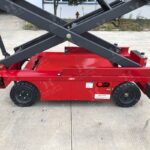 Фото 23 - Самоходный ножничный подъемник QZ-050-110 OXLIFT 500 кг 11 м.