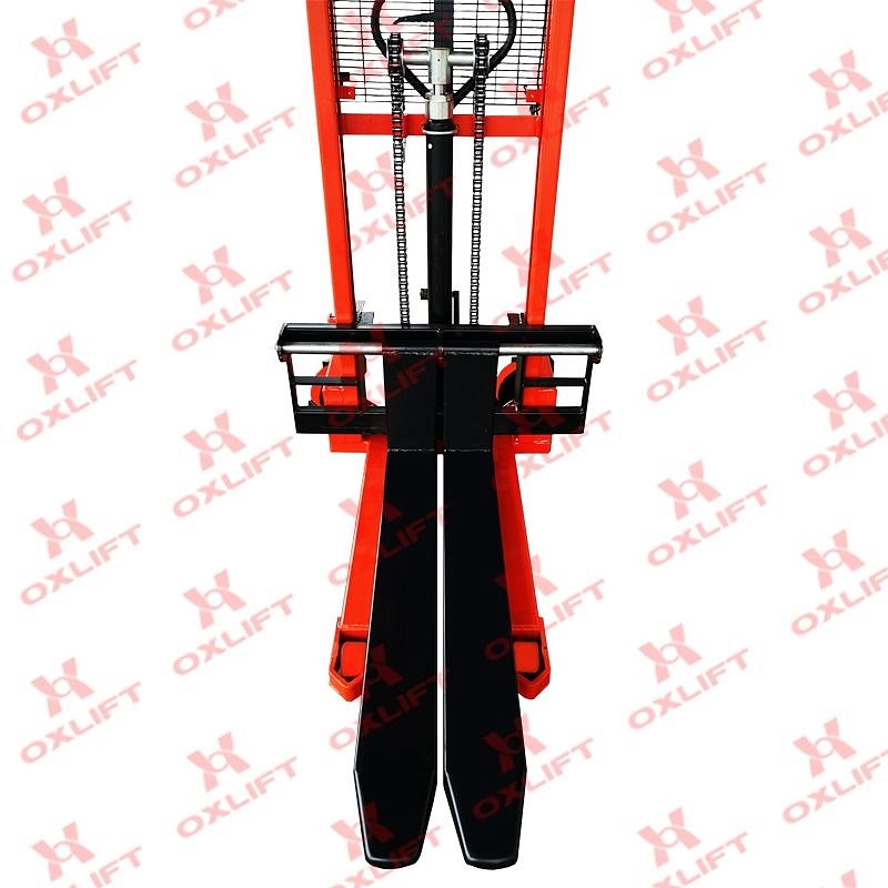 Фото 15 - Ручной Гидравлический Штабелер HS 3015 OXLIFT 1500 кг 3 м.