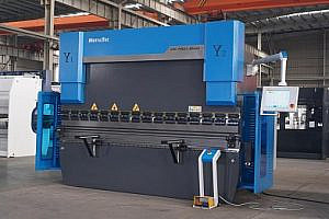 Фото 41 - MetalTec HBС 170/3200 4+1 ЧПУ МТ-15  Листогибочный пресс с ЧПУ.